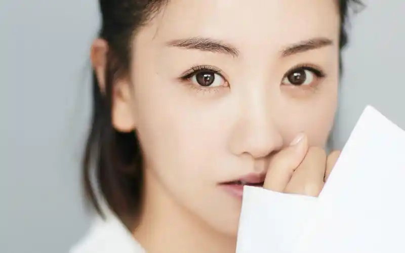 杨蓉性感图片桌面壁纸