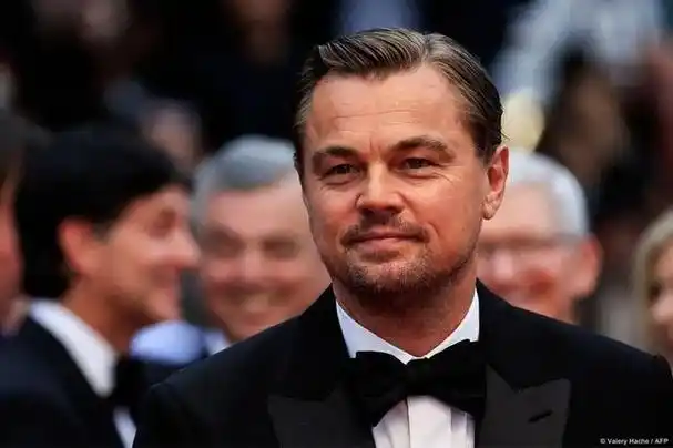 莱昂纳多再曝新恋情!与22岁辣模「共上游艇度假」女方身份曝光