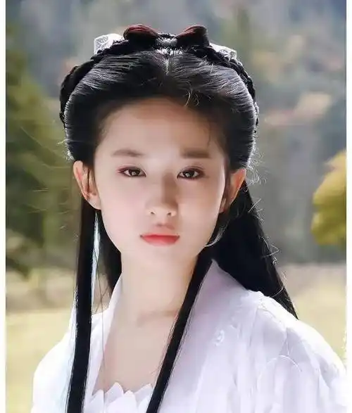 古装造型"颠倒众生"的6位女明星,网友:"最后一个是仙女吗"_唐嫣