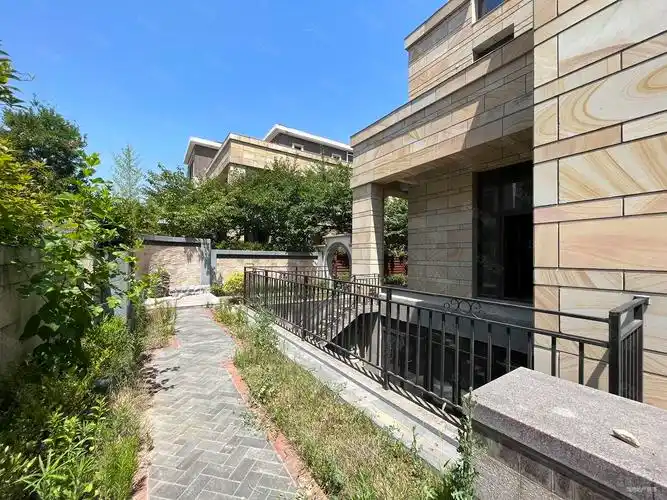 网>西安二手房>曲江新区二手房>大唐芙蓉园二手房>曲江凤凰池(别墅)>