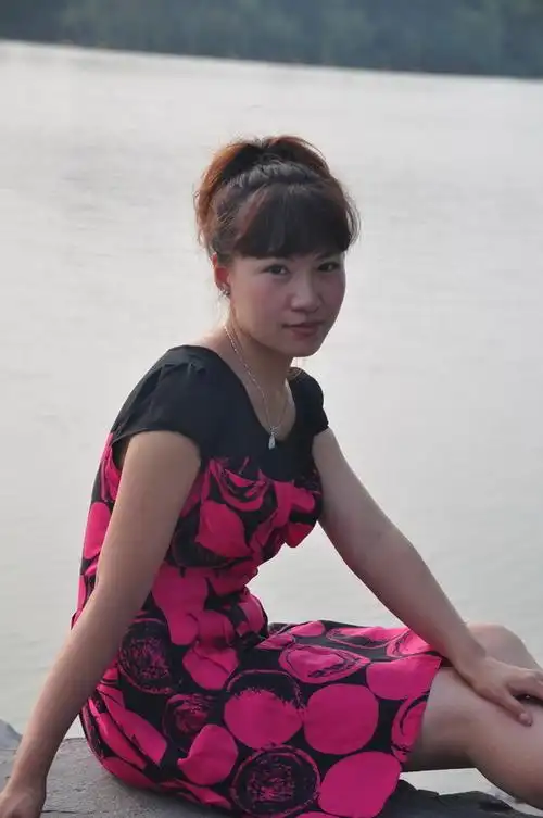 人像摄影 > 正文 bingta2011-08-28 21:33 1楼 都是直出的片子,大部分