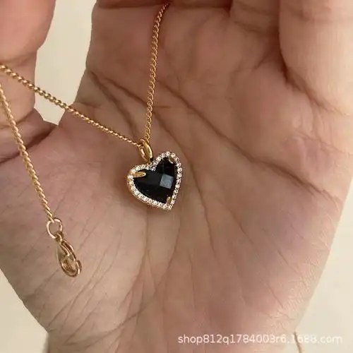 复古ins风秋冬配饰项链简约链黑色长2021链女吊坠新款爱心毛衣链