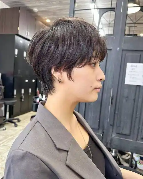 个子不高,脸大,发量少,发型就选这三种,让你美到不敢想_短发_女生