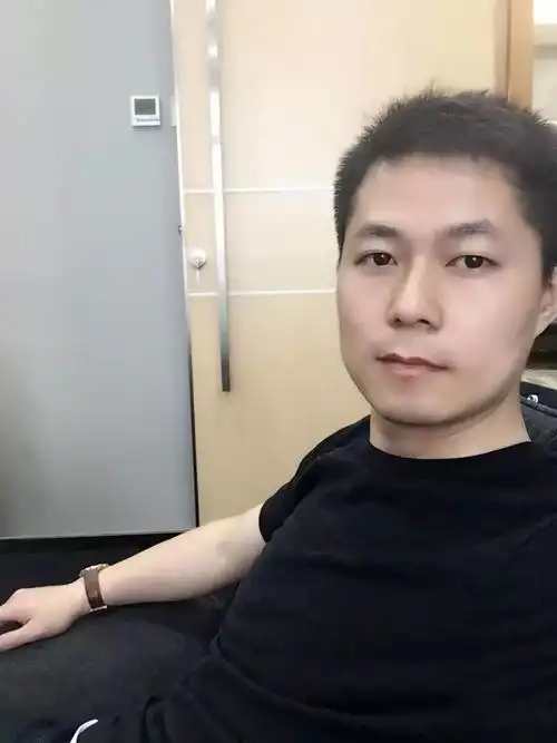 【交友】今日男神-35岁的天蝎座物管:共度一生的你,在哪呢?