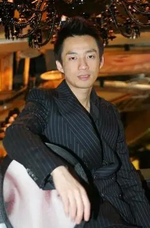 曝安以轩是大s汪小菲的红娘 生日派对为二人牵线