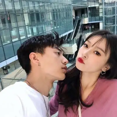 情侣恩爱甜蜜头像唯美有爱一生注定是你的