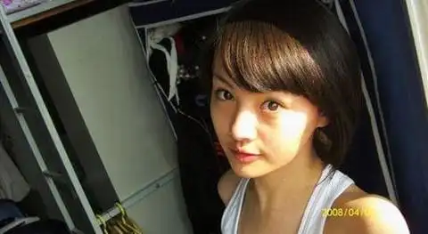 郑爽早年旧照那一年她刚刚出道