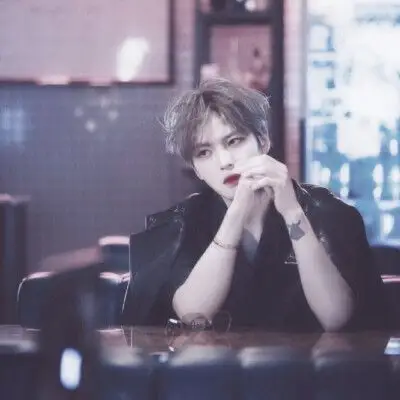 金在中金在中头像二传标明洛泇二选一