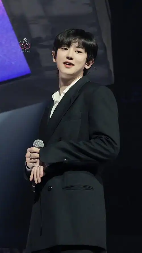 朴灿烈唯一官方门面#  【loey_real__pcy】推特更新 240414 exo十二