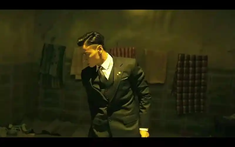 【西装暴徒张晋】帅气西装典狱长动作燃向_哔哩哔哩_bilibili