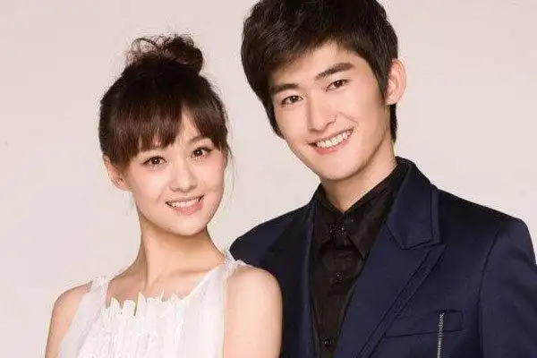 明星,小编刚知道他的时候有很长一段时间都以为他是韩国人呢,他和郑爽