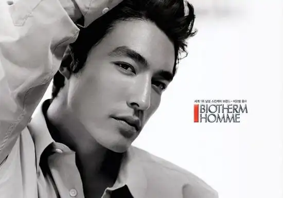 资料图片韩国混血男星丹尼尔亨利写真9