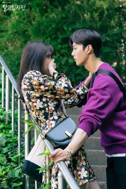 13部令人脸红心跳的「成人式恋爱」韩剧推荐_韩韶禧_剧中_李准基