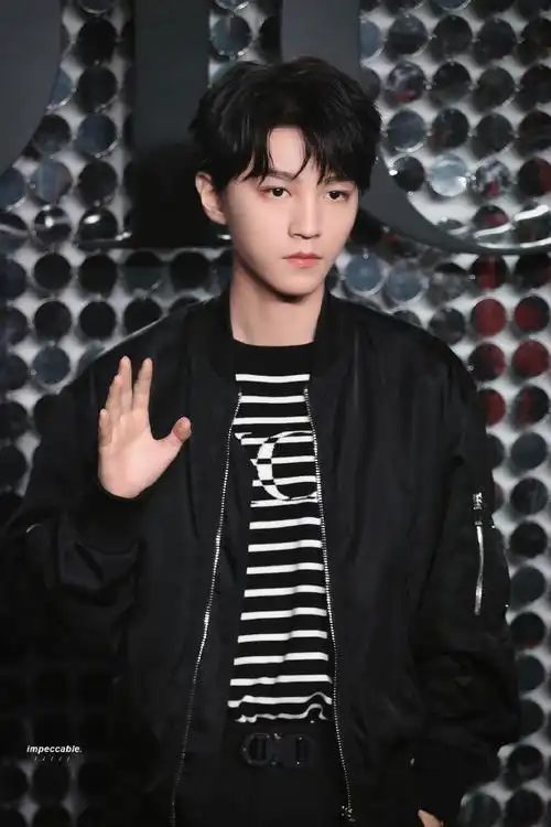 迪奥品牌大使王俊凯