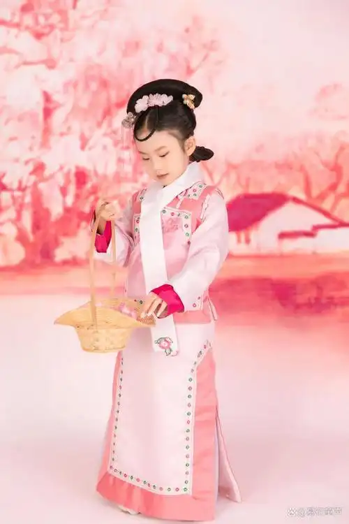 徐好那个在雪中唱歌的孩子用听雪带你穿越冬天的寒冷