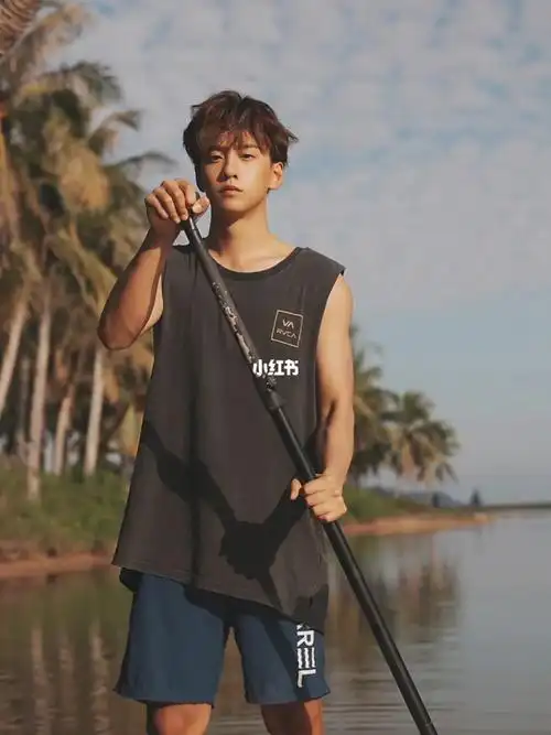 体育生#腹肌#肌肉#余景天