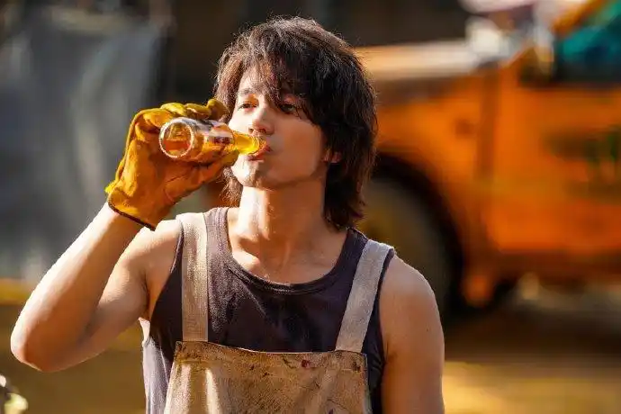 言承旭新剧一人身兼多职##言承旭新剧事业型男主