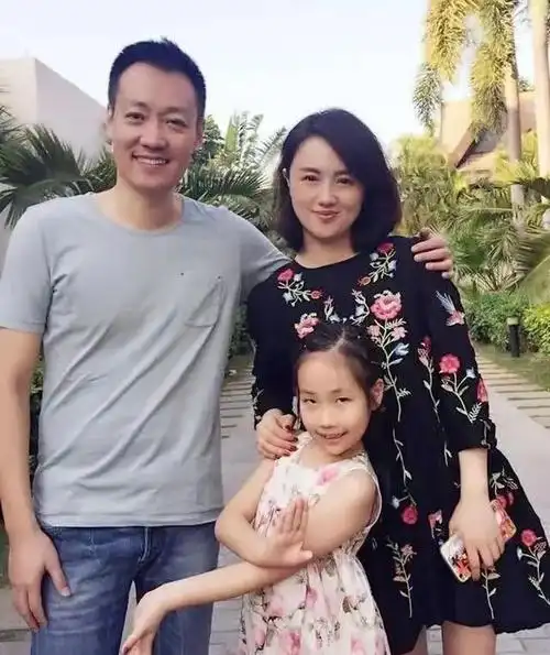 低调幸福的7对演员夫妻夫妇双方均是国家一级演员却鲜有人知