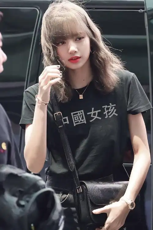 青春有你2lisa同款中国女孩反光黑色短袖男女t恤