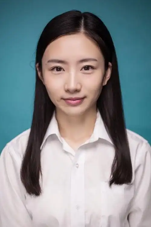 别人拿素颜照,我拿最美证件照pk美翻天的试妆,穿着baby款的婚纱居然像