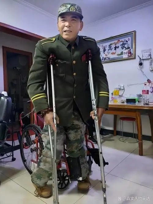 回到家,我拖着生病的身子,把养的兔子全部卖掉了,一斤只能卖6毛5分钱