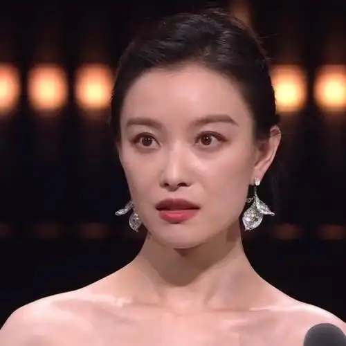 倪妮 说人话吗##倪妮黄轩被尬住