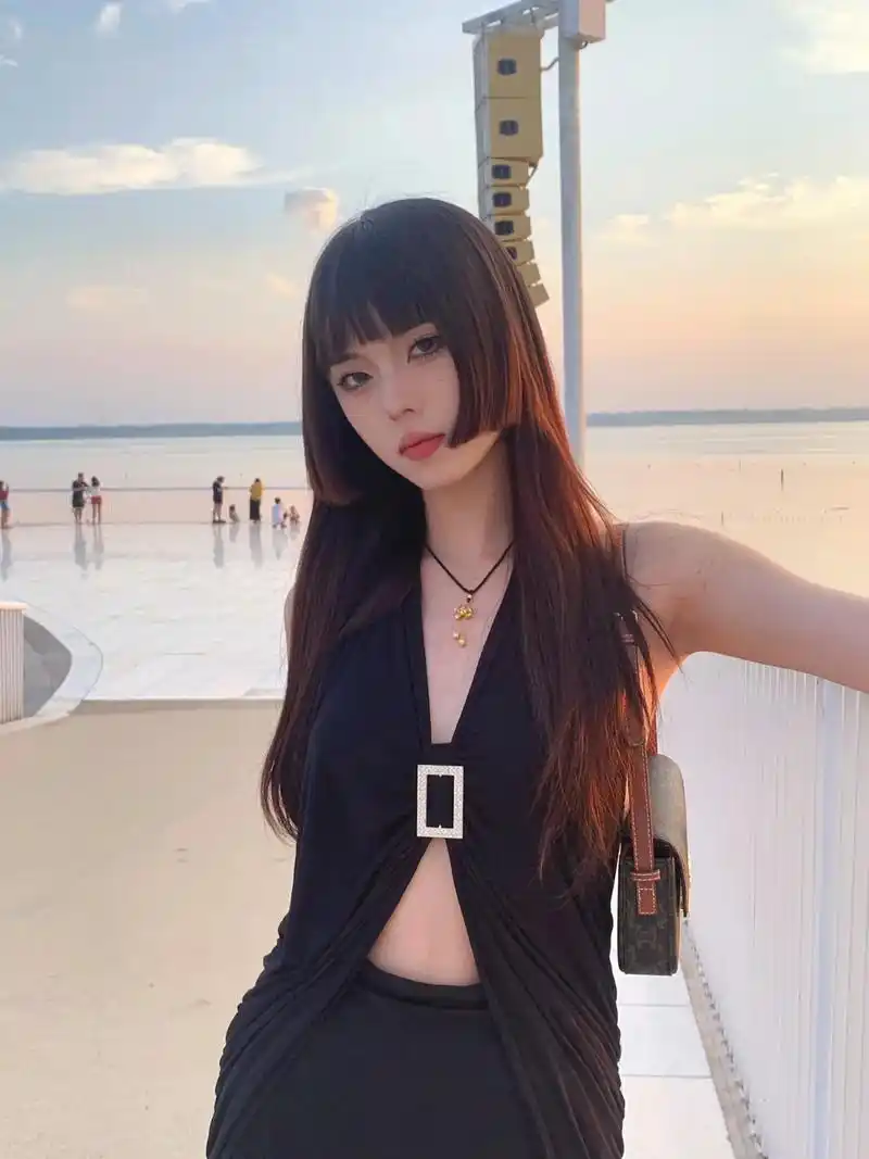 据说我在互联网有一百个老婆 是你吗 #姬发式公主切 #ins - 抖音