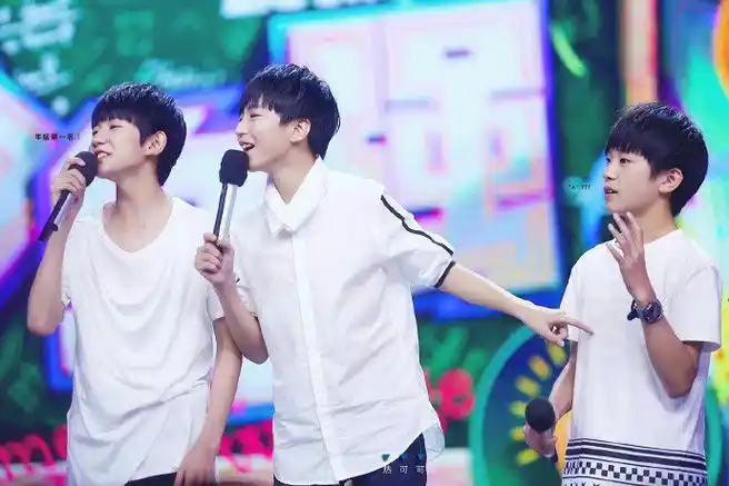 tfboys快本首秀8周年#tfboys 王俊凯,王源,易烊千玺《快乐大本营》首