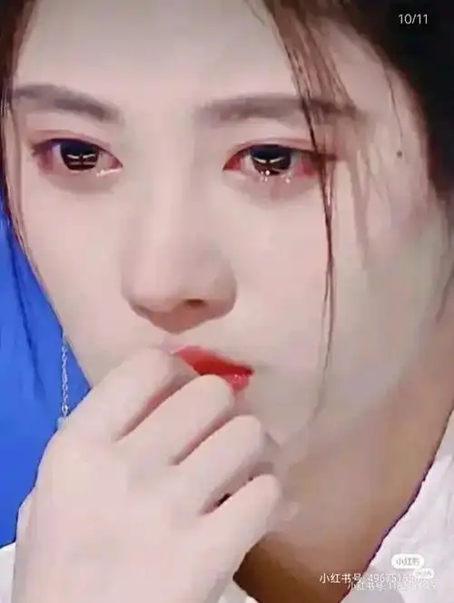 鞠婧祎哭了好心疼