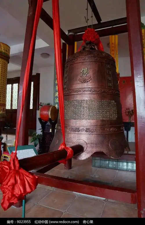 寺庙里的钟