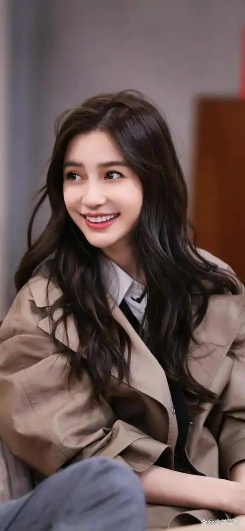 娱乐圈的美女千千万,笑起来好看的占一半