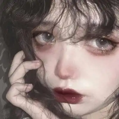 女生高冷霸气半边脸头像