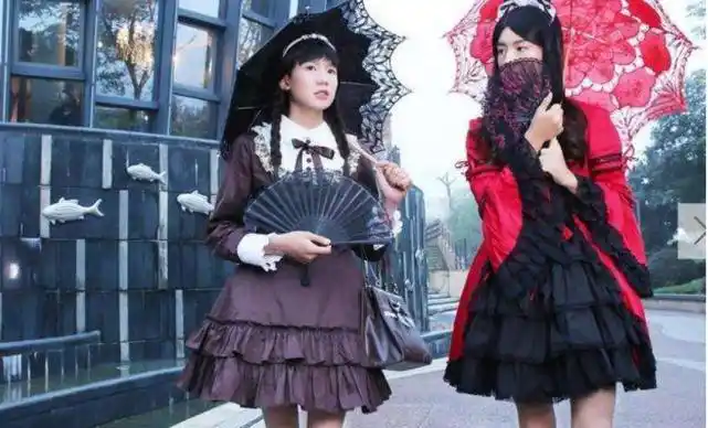 当三小只穿上女装后王俊凯最霸气王源最软萌网友我选千玺