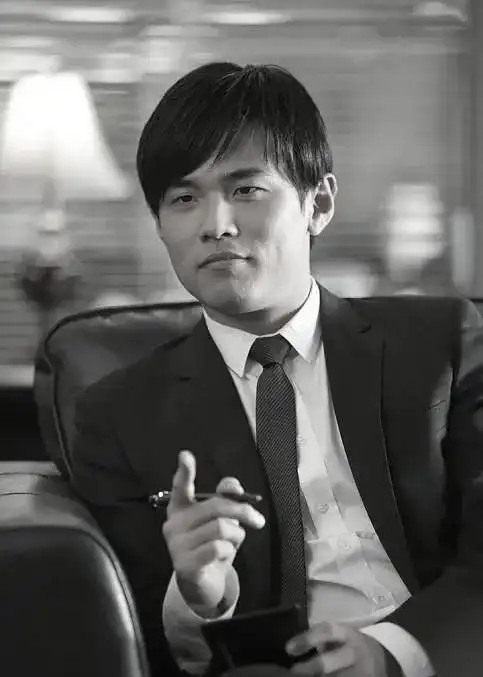 说知名歌手周杰伦"出轨"了某航空公司的空姐"阮芳婷",不仅仅已经给