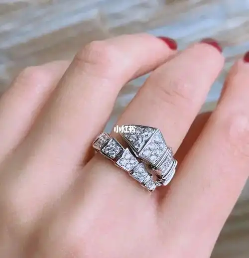 bvlgari宝格丽宽版单圈满钻蛇戒指.