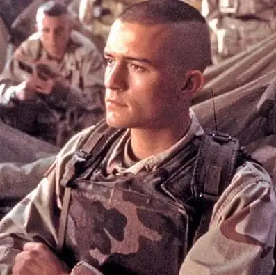 22:26 头号悍匪123|一级 两边推平,上边剪短,看过美国的大兵不?