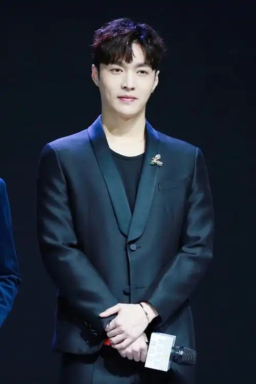 中国十大帅哥明星!