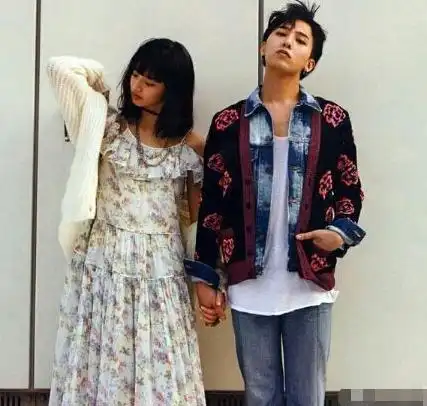 权志龙小松菜奈恋情公开?晒出同款风景照,被猜测俩人有"猫腻"