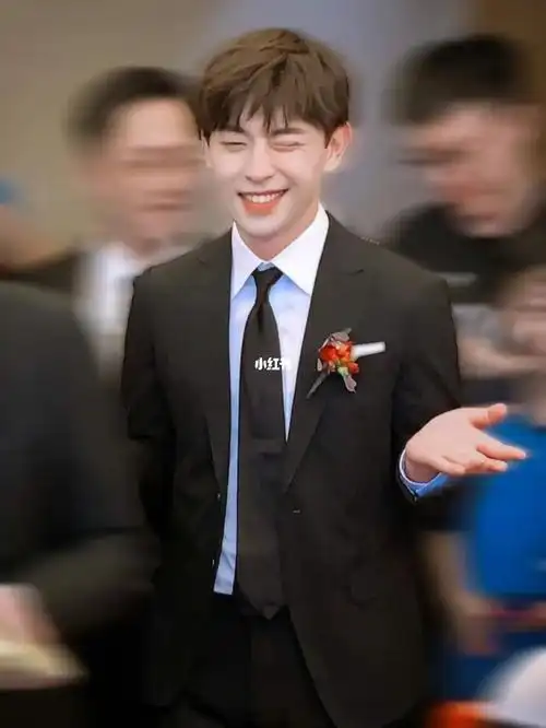 石家庄人结婚最高待遇邓伦绝对的伴郎专业户