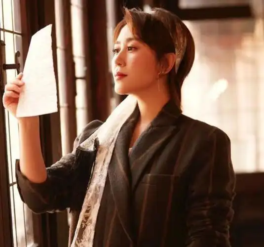 有种"整容"叫马丽接长发!粉丝瞬间炸锅,原来可以这么仙!