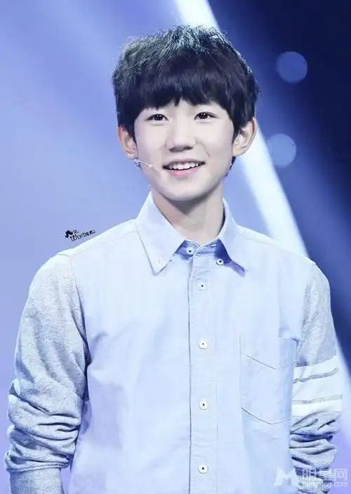 tfboys王源粉嫩脸蛋惹人爱 tfboys图片王源