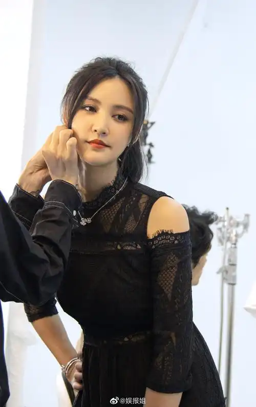 张歆艺减肥方法来了,果然就是多动腿管住嘴,还要有个良好的作息