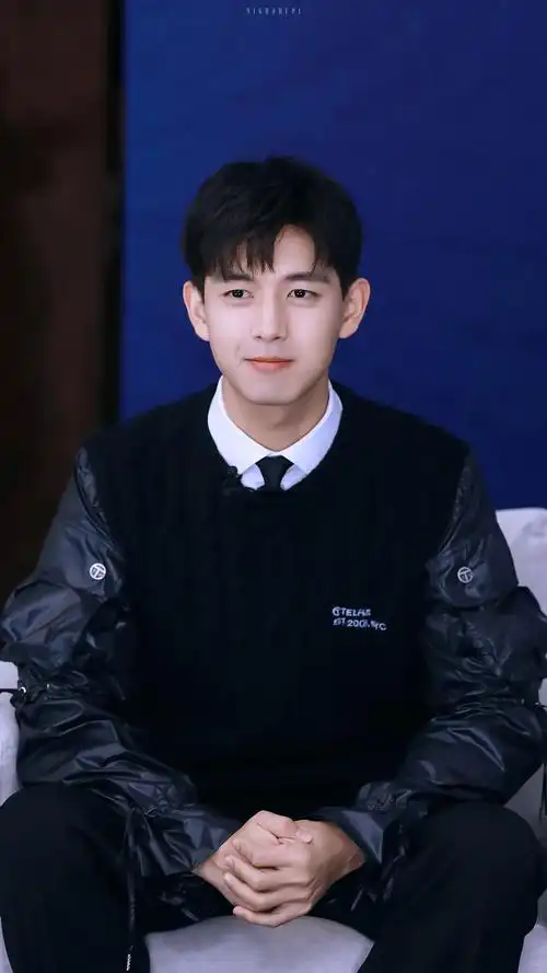 李现近期图楼个人向