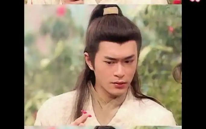 古天乐的杨过扮相确实是从未被超越,俊朗,冷毅,清冽,忧郁,很难再有人