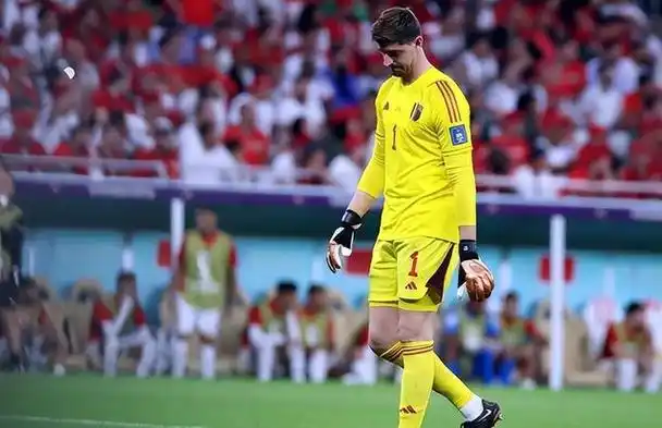 比利时爆内讧,库尔图瓦不满自己不是队长遭开除,欧洲杯前景暗淡