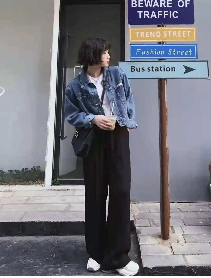 牛仔外套搭配什么裤子好看图片女