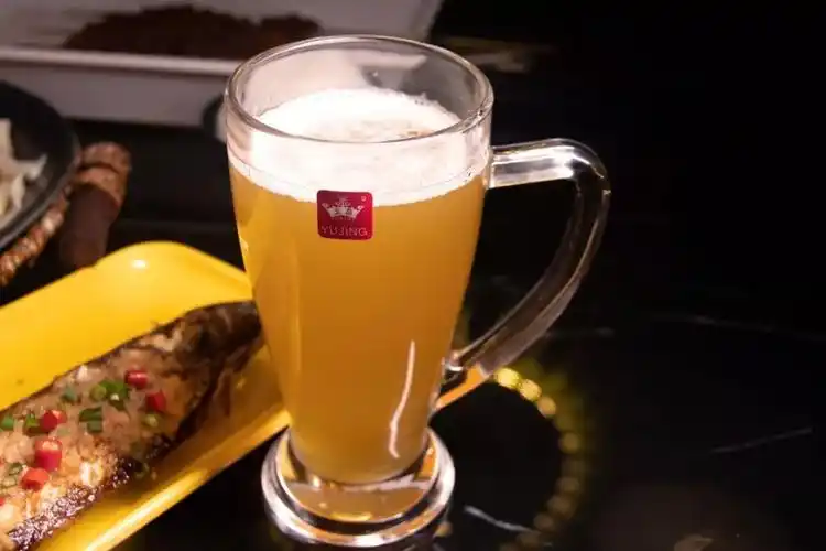 最近突然迷上了新疆菜手抓羊肉烤串格瓦斯爽爆了