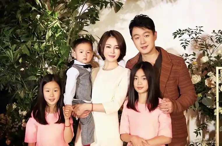 佟大为的幸福人生:娶了位老师,住进2亿豪宅,背后的让人动容_关悦_家庭