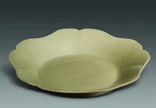 法门寺唐塔地宫出土秘色瓷鉴藏