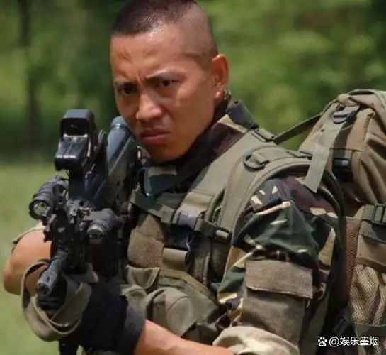 谷智鑫:事业巅峰拍戏坠马瘫痪,女友不离不弃照顾8年,如今怎样